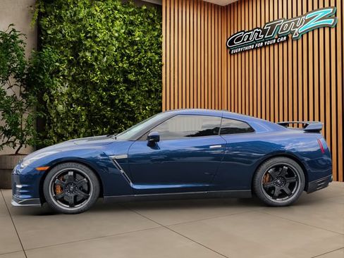 Used 2013 Nissan GT-R Black Edition AWD/4WD image 23