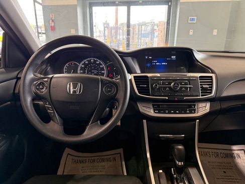 Used 2015 Honda Accord LX image 13