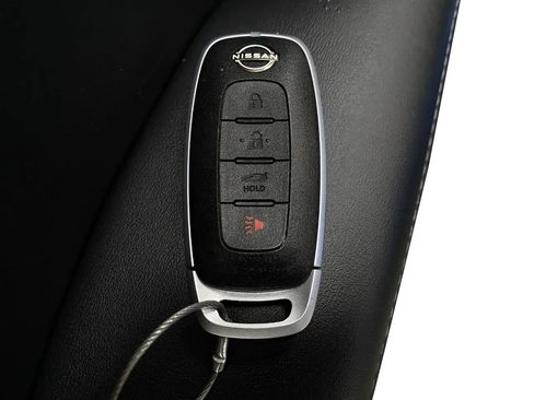 Used 2025 Nissan Sentra SV image 29