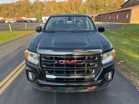 Used 2022 GMC Canyon AT4 image 2