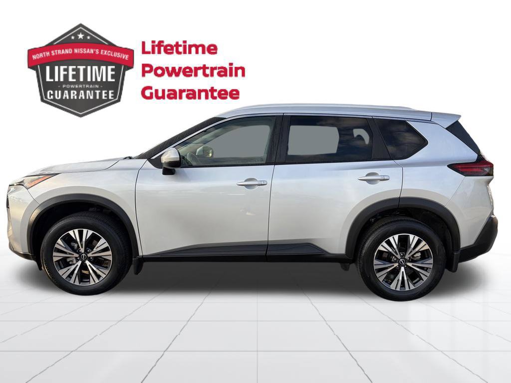 Certified 2022 Nissan Rogue SV w/ SV Premium Package FWD image 2