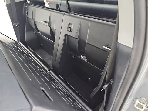 Used 2019 Toyota Tacoma SR5 image 17