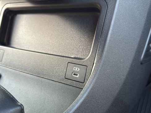 Used 2023 Subaru Solterra AWD image 40