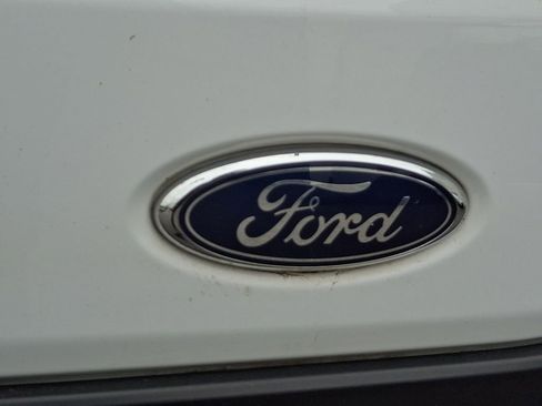 Used 2020 Ford Transit 250 Medium Roof w/ Load Area Protection Package RWD image 28