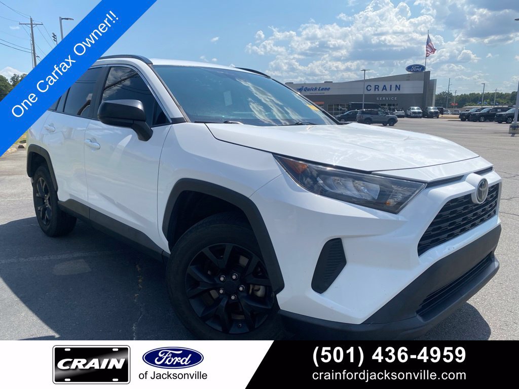 Used 2021 Toyota RAV4 LE FWD image 1