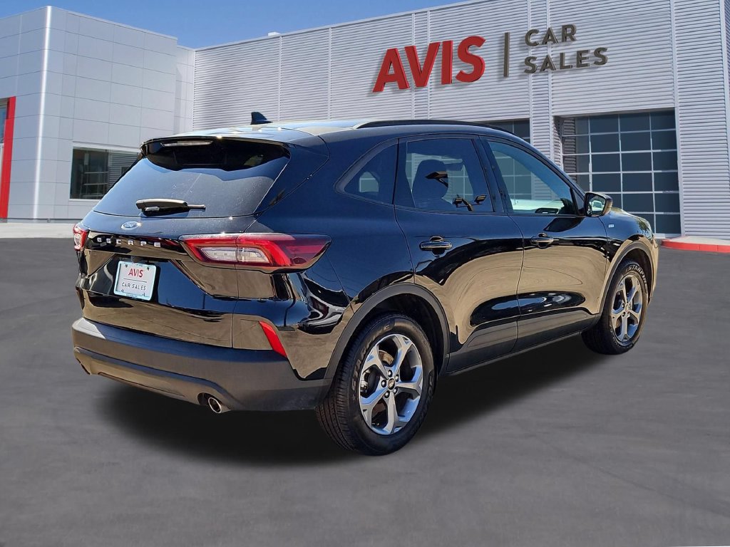 Used 2025 Ford Escape ST-Line FWD image 5