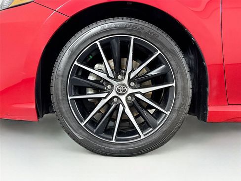 Used 2021 Toyota Camry SE FWD image 38