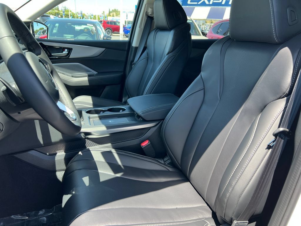 Used 2026 Acura MDX w/ Technology Package AWD/4WD image 15