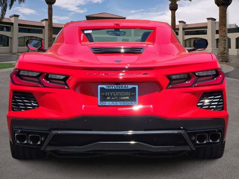 Used 2022 Chevrolet Corvette Stingray Convertible w/ 1LT RWD image 8