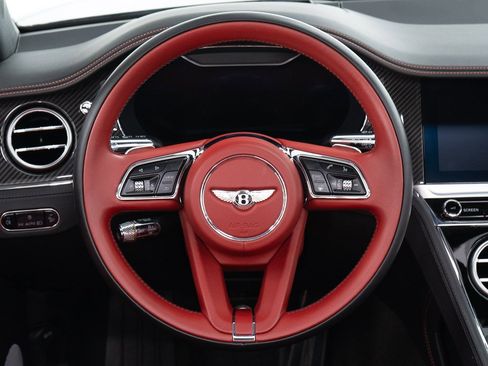Used 2023 Bentley Continental GT Azure image 34
