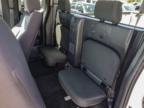 Used 2023 Nissan Frontier S image 17