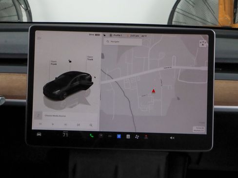 Used 2022 Tesla Model 3 Long Range AWD/4WD image 17