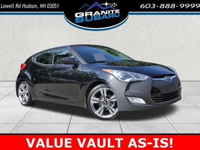 Used 2013 Hyundai Veloster w/ Tech Pkg