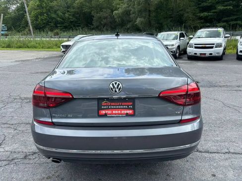 Used 2017 Volkswagen Passat 1.8T SE FWD image 7