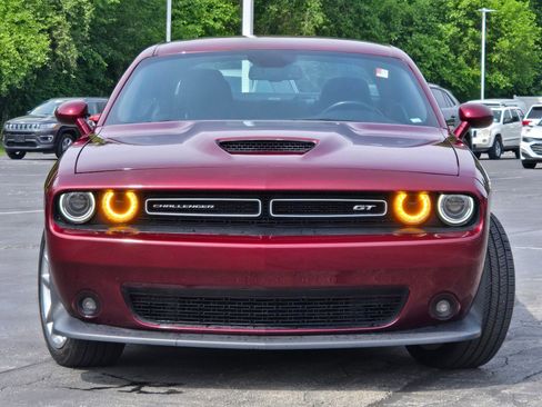Used 2022 Dodge Challenger GT image 3