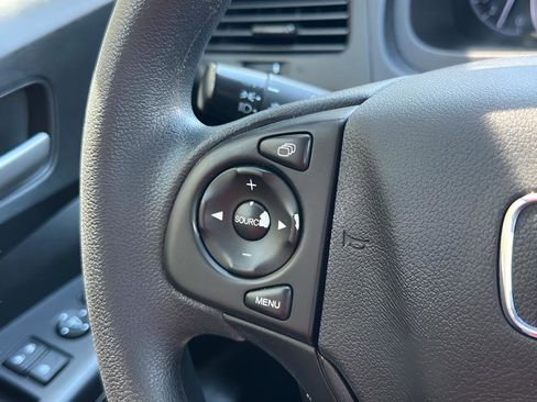 Used 2015 Honda CR-V LX image 18