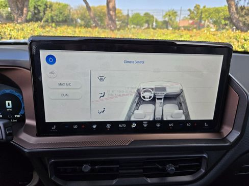 New 2025 Ford Bronco Sport Outer Banks w/ Outer Banks Tech Package+ image 11