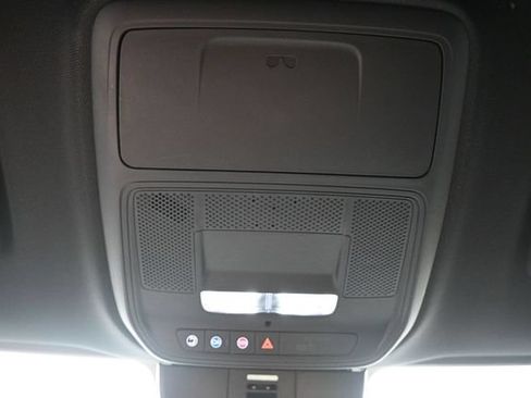 Used 2026 Buick Enclave Sport Touring AWD/4WD image 36