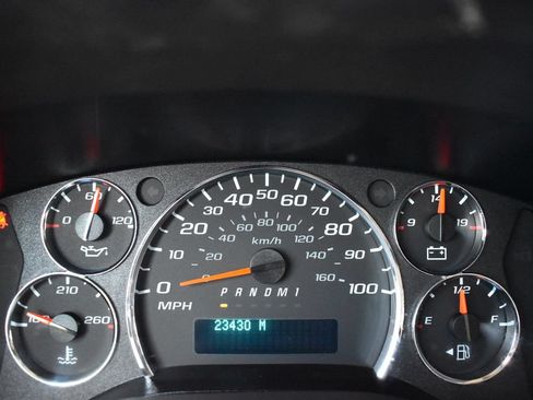 Used 2024 Chevrolet Express 2500 w/ Driver Convenience Package RWD image 16