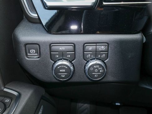 New 2026 GMC Sierra 1500 SLT w/ SLT Premium Plus Package AWD/4WD image 26