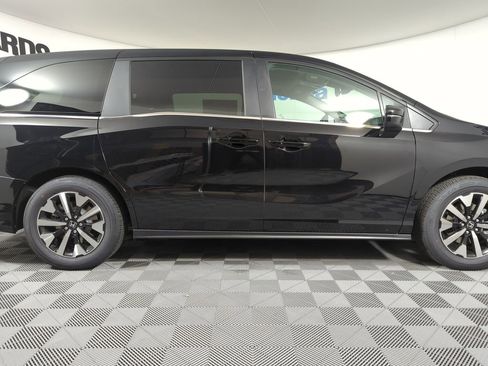 New 2026 Honda Odyssey EX-L image 6