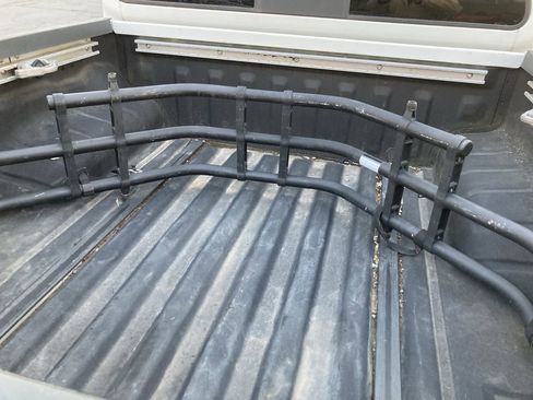 Used 2020 Nissan Frontier SV image 10