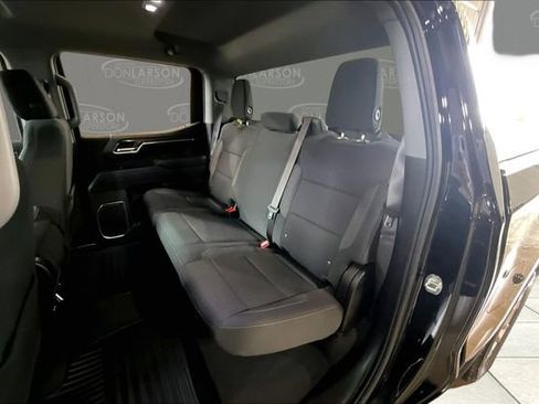 Used 2024 Chevrolet Silverado 1500 LT image 15