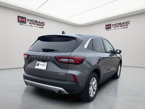 Used 2024 Ford Escape Active w/ Tech Pack #1 image 3