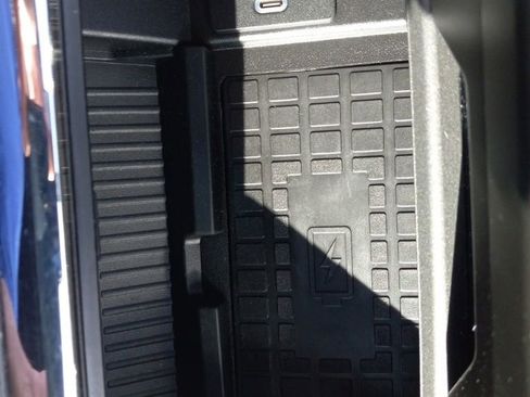 Used 2020 Ford Expedition XLT w/ Equipment Group 202A image 40