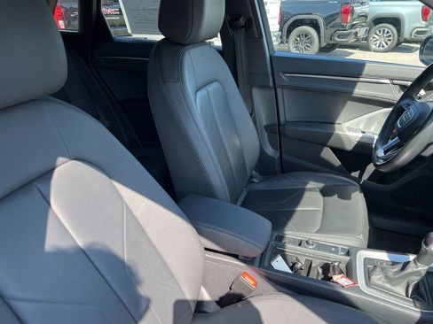 Used 2024 Audi Q3 2.0T Premium image 26