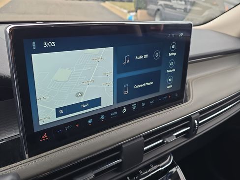 Certified 2023 Lincoln Corsair AWD w/ Equipment Group 101A image 16