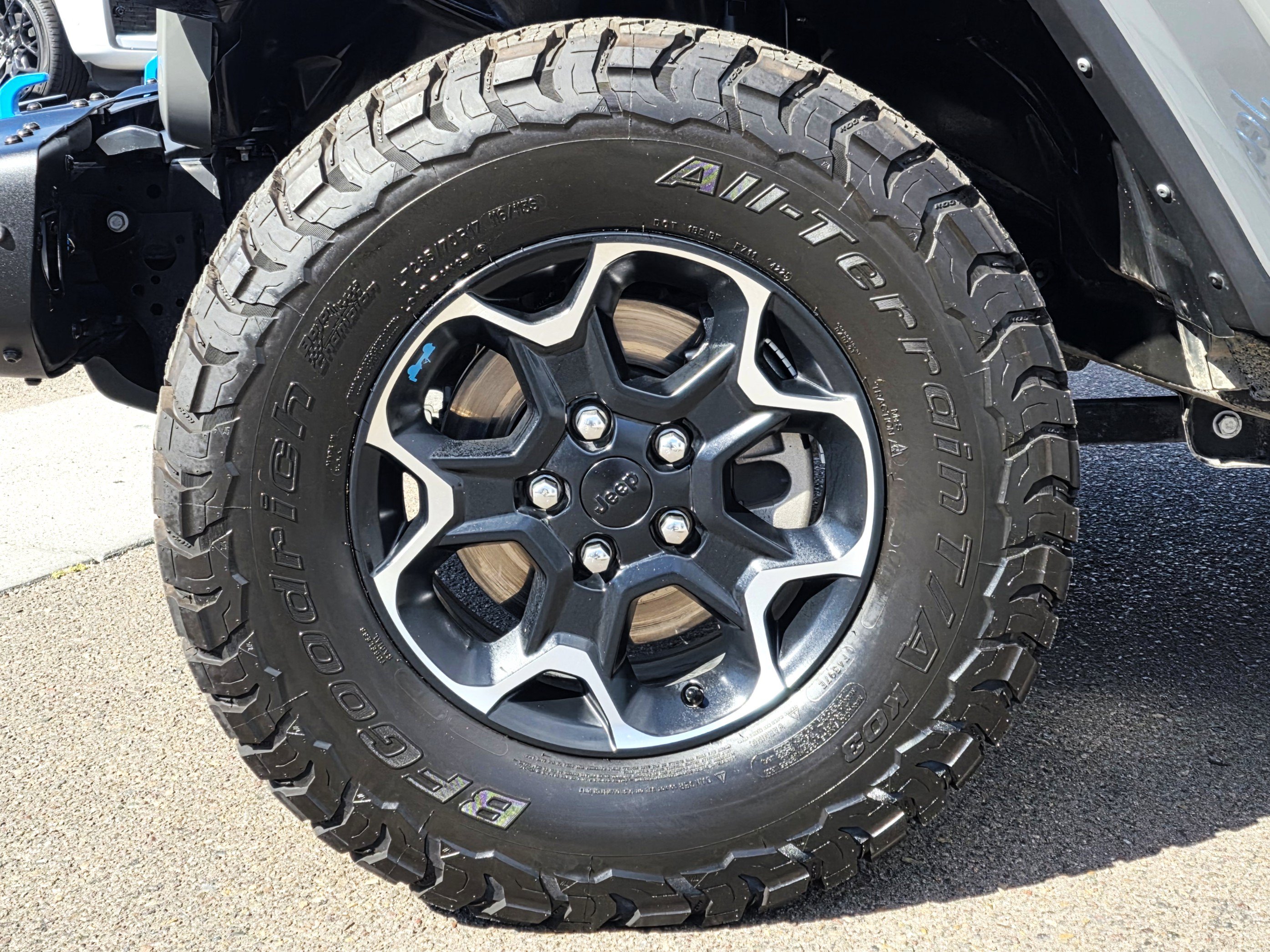 Certified 2023 Jeep Wrangler Unlimited Rubicon 4xe w/ Steel Bumper Group AWD/4WD image 9