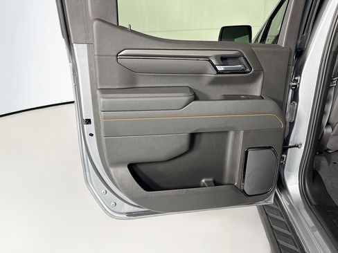 Used 2025 GMC Sierra 1500 AT4 w/ AT4 Premium Package image 26