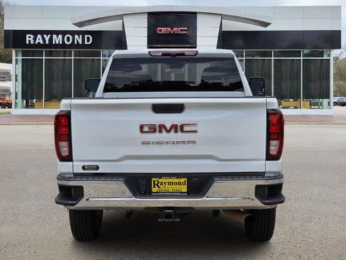Used 2024 GMC Sierra 2500 Pro AWD/4WD image 5