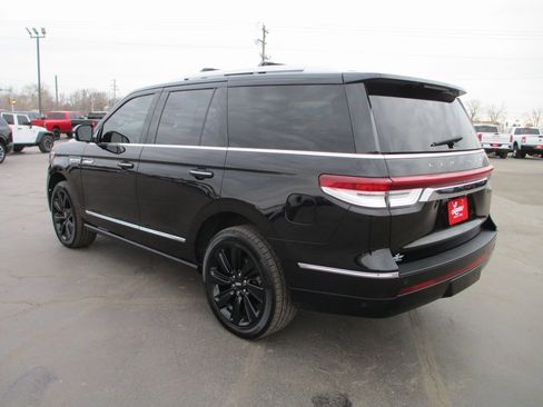 Used 2023 Lincoln Navigator Reserve w/ Equipment Group 201A image 8