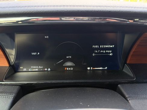 Used 2019 Lincoln Navigator Reserve image 19