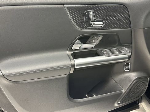 Certified 2025 Mercedes-Benz GLA 250 GLA 250 image 10