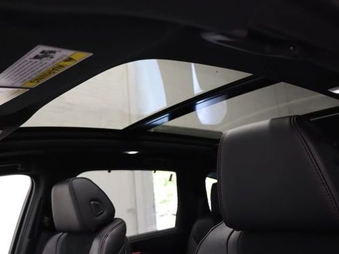 Used 2022 Acura MDX A-Spec image 8