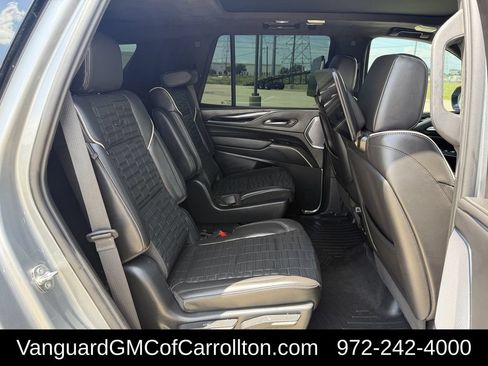 Used 2023 Cadillac Escalade V AWD/4WD image 32