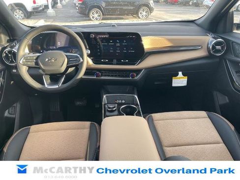 New 2026 Chevrolet Equinox ACTIV w/ Convenience Package III AWD/4WD image 15