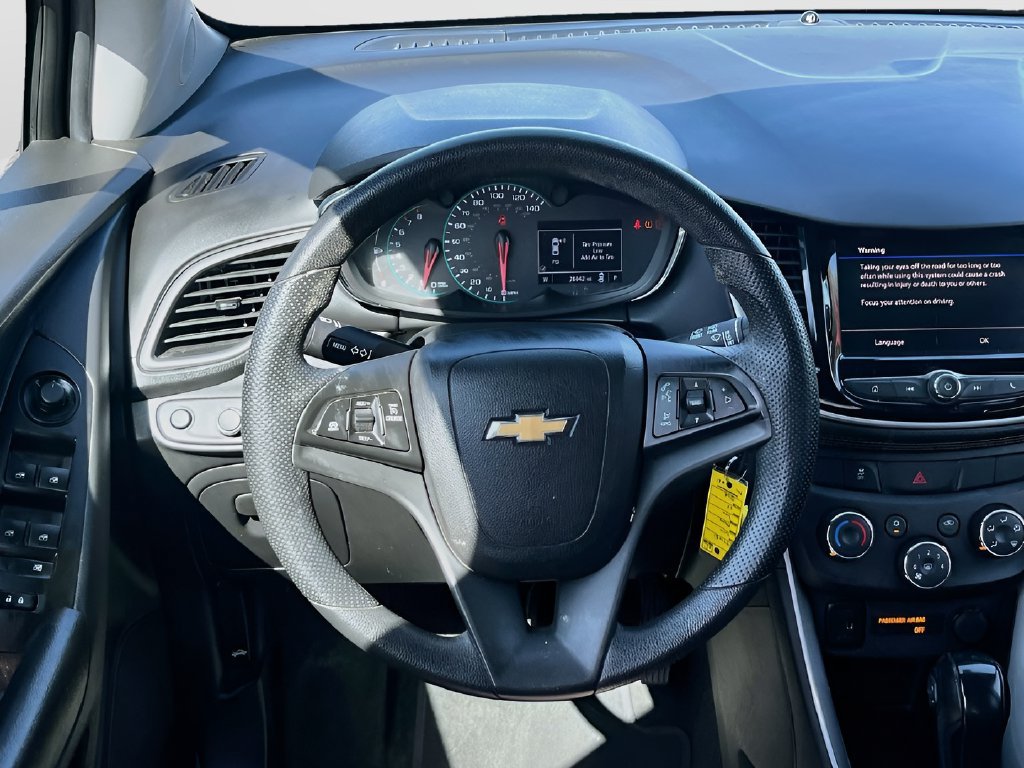 Used 2022 Chevrolet Trax LS w/ Tint and Cruise Package FWD image 11