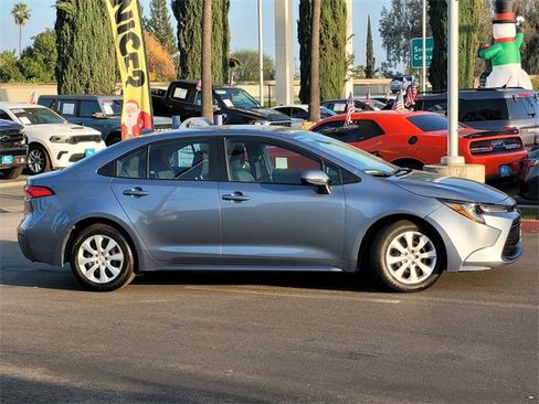 Used 2024 Toyota Corolla LE image 4