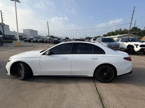 Used 2024 Mercedes-Benz E 350 4MATIC Sedan image 7