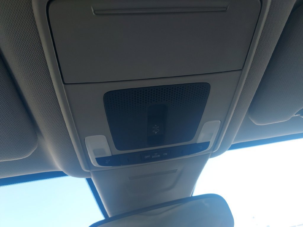 Used 2025 Honda CR-V EX image 16
