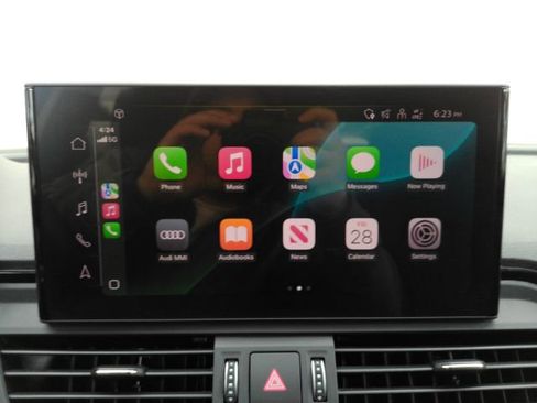 Used 2024 Audi Q5 2.0T Premium image 12