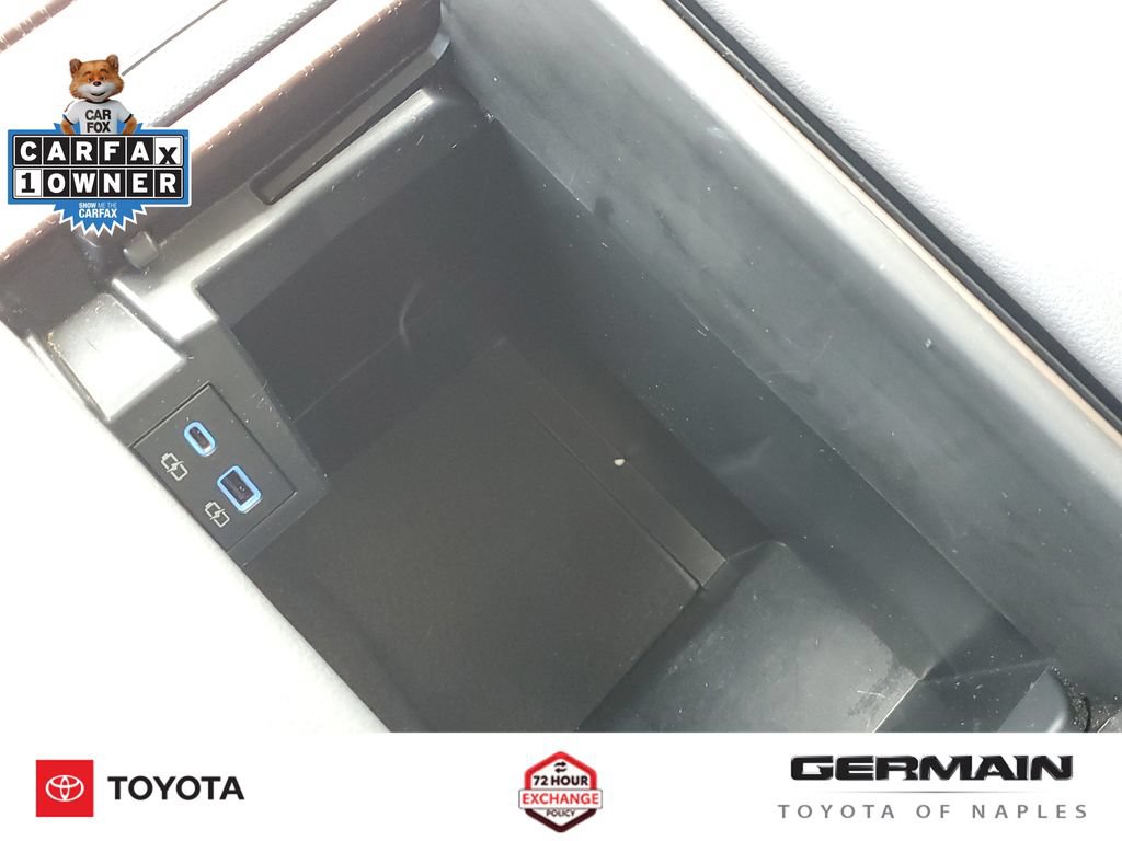 Used 2022 Toyota Sienna LE FWD image 32