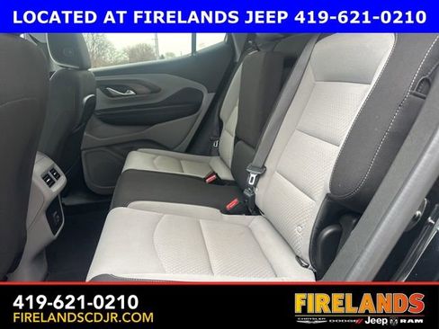 Used 2024 GMC Terrain SLE image 7