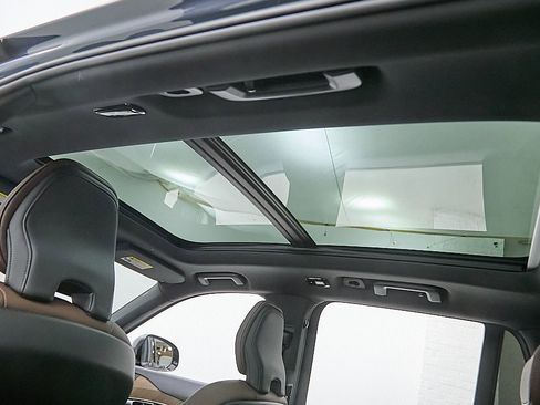 Certified 2023 Volvo XC90 T8 Plus w/ Protection Package image 28