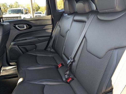 New 2026 Jeep Compass Latitude AWD/4WD image 27