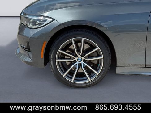 Used 2021 BMW 330i xDrive Sedan w/ Premium Package AWD/4WD image 9